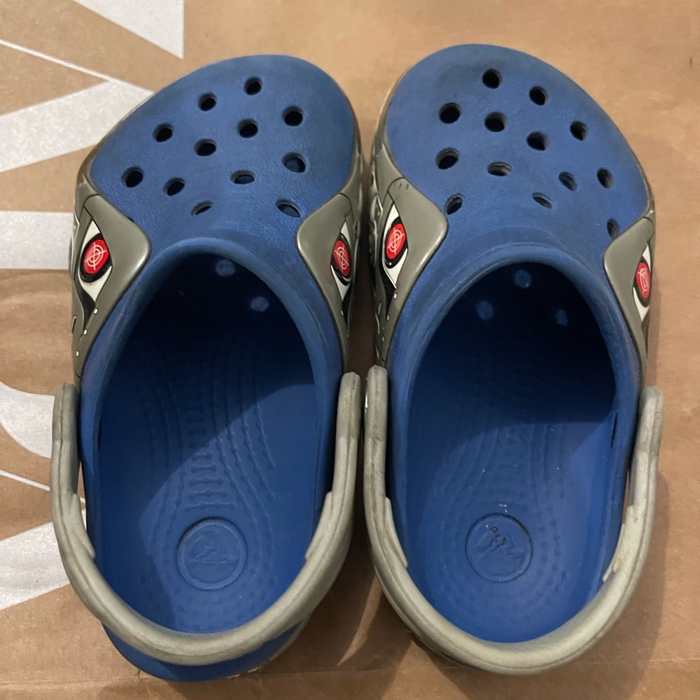 Crocs - Picture 4 of 5